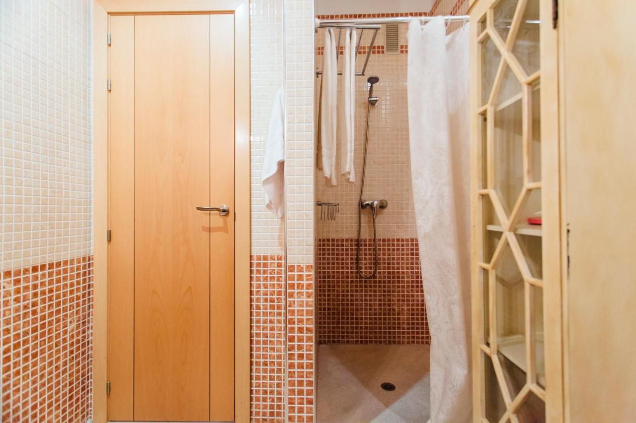 Bright And Central- 2Bd 1Bth- Malhara 세비야 외부 사진